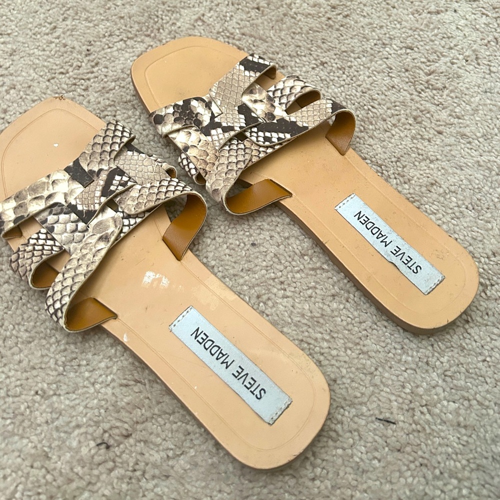 Steve Madden Slides